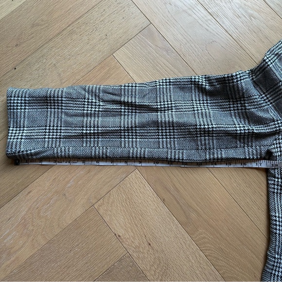 Gap Women's Blazer - Size 8, Classic Plaid - Picture 5 of 10